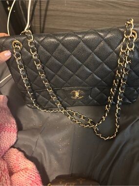 CHANEL Black Quilted Caviar Leather Shoulder Bag with Gold Chain